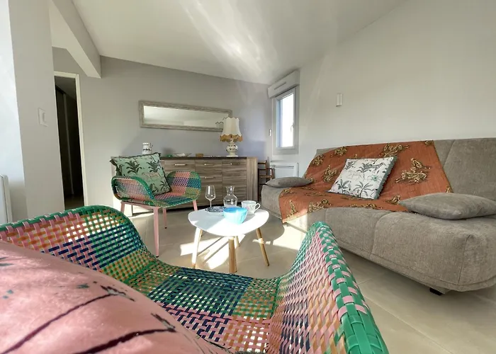 A Sete, 55m², Proche Plage, Parking, Wifi - Fr-1-338-511 Apartment