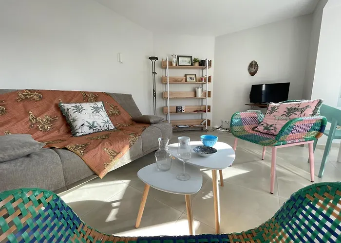 Apartment A Sete, 55m², Proche Plage, Parking, Wifi - Fr-1-338-511 *